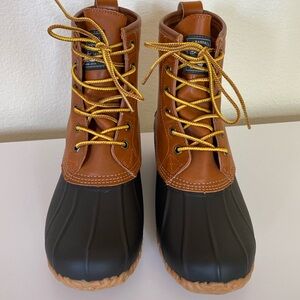 Bass men's size 7 duck boots dark brown and tan